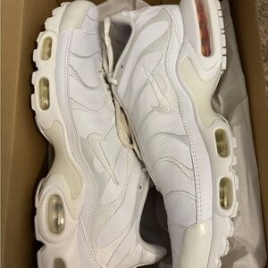 Nike White/Off-White Air Max Inspired Sneakers